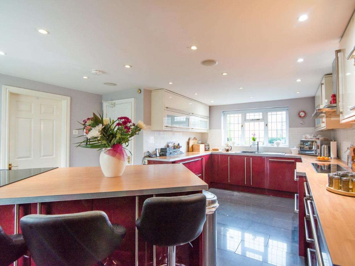 Hotel Ayuda House Altrincham Esterno foto