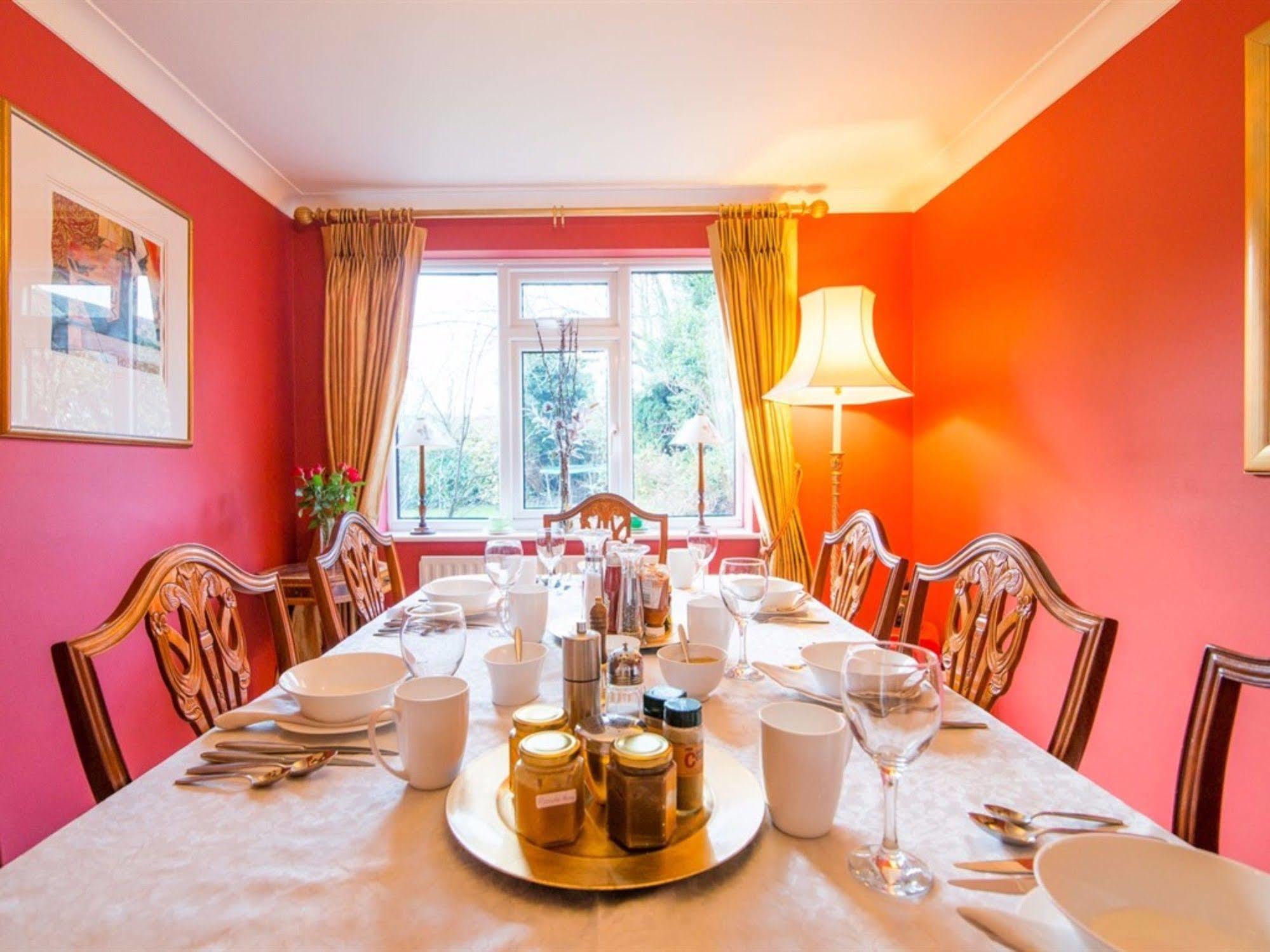 Hotel Ayuda House Altrincham Esterno foto