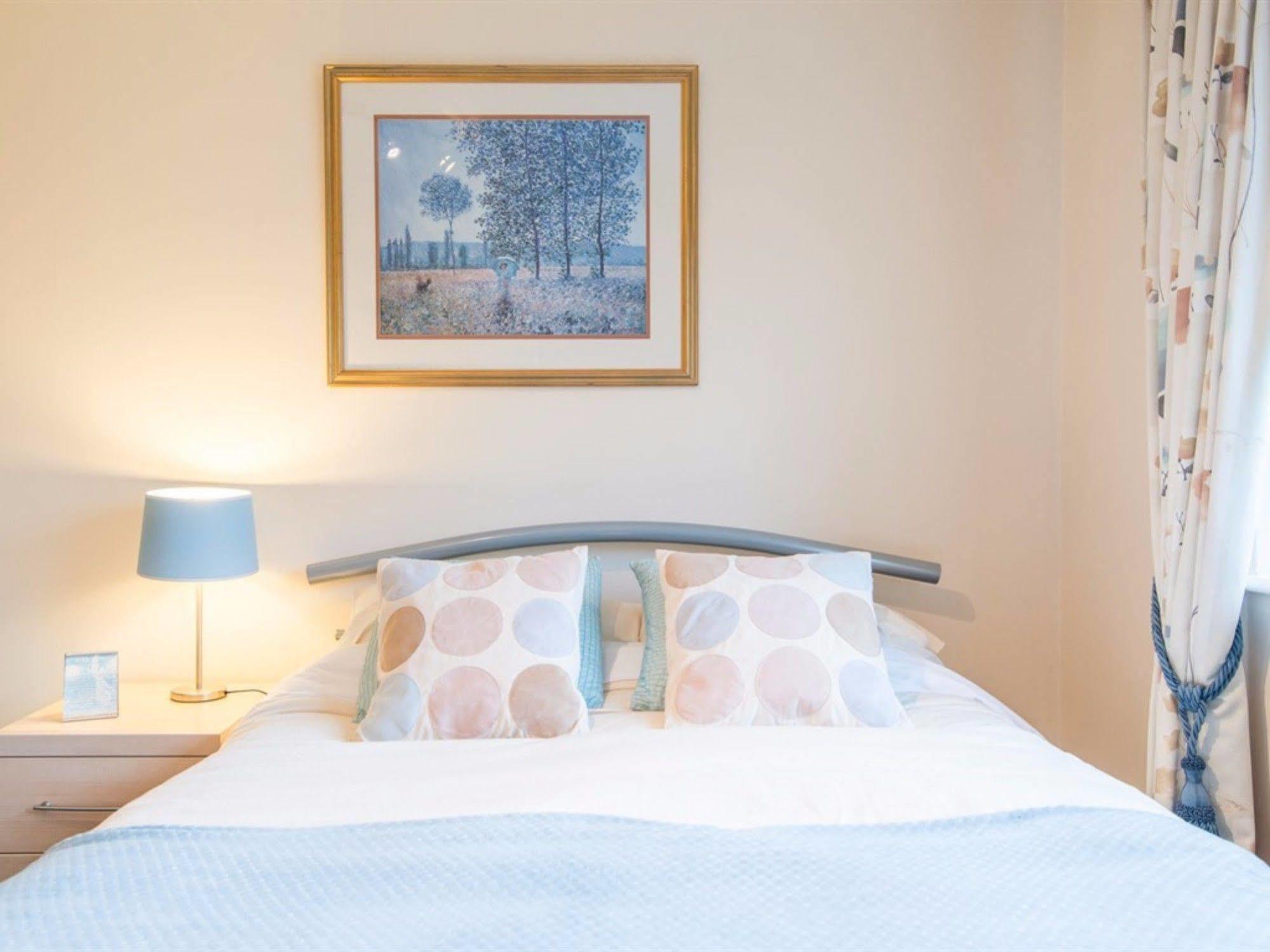 Hotel Ayuda House Altrincham Esterno foto