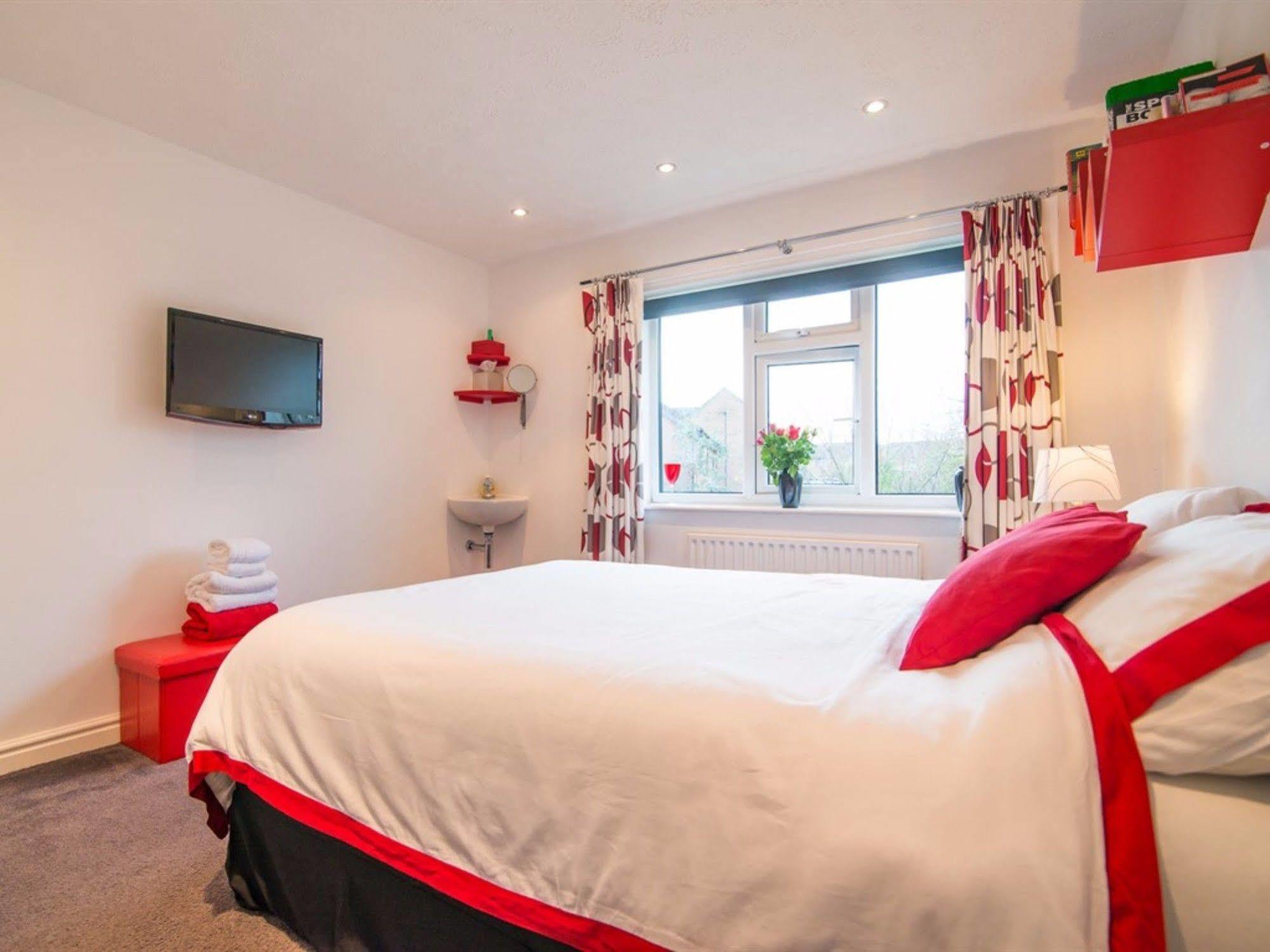 Hotel Ayuda House Altrincham Esterno foto